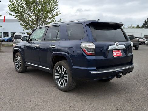 Used 2021 Toyota 4Runner Limited AWD/4WD image 3