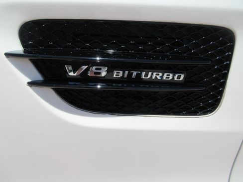 Used 2021 Mercedes-Benz AMG GT C image 4