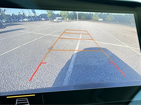 Used 2021 Chevrolet Equinox LT image 31