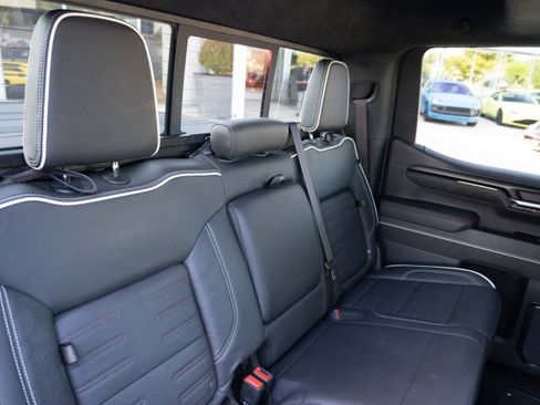 Used 2023 GMC Sierra 1500 AT4X image 33