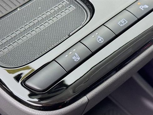 New 2025 Hyundai Ioniq 5 SEL image 34