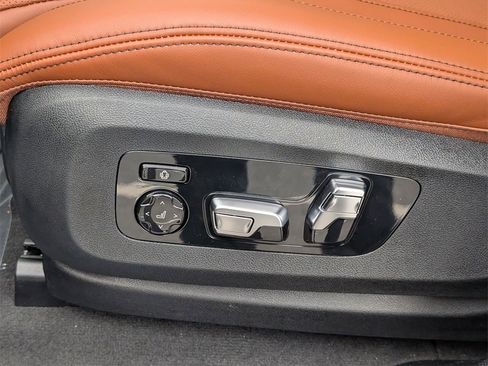 New 2026 BMW X6 M60i image 16