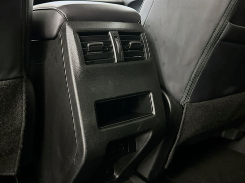 Used 2024 Mitsubishi Outlander SE image 28