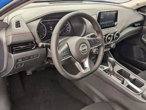 Certified 2025 Nissan Sentra SR image 3