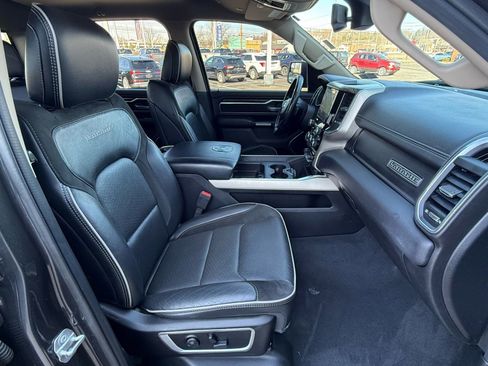 Used 2019 RAM 1500 Laramie image 16
