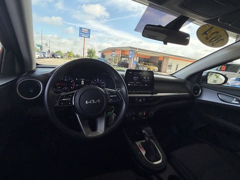 Used 2024 Kia Forte LXS FWD image 10
