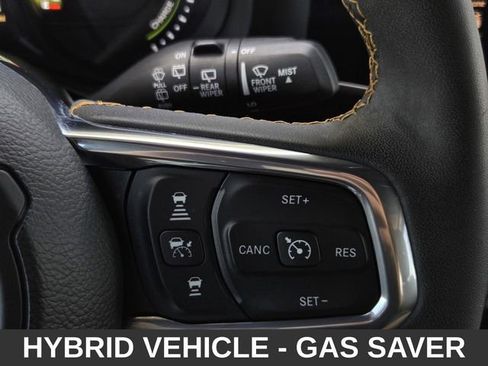 Used 2024 Jeep Wrangler High Altitude AWD/4WD image 30