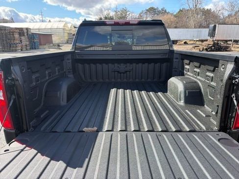 New 2026 Chevrolet Silverado 1500 High Country AWD/4WD image 18