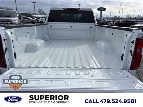 Used 2025 Chevrolet Silverado 3500 LTZ w/ LTZ Convenience Package AWD/4WD image 6