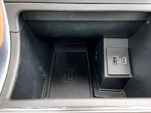 Used 2024 Ford Edge Titanium w/ Equipment Group 301A AWD/4WD image 32