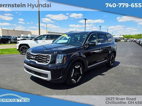 Used 2025 Kia Telluride S AWD/4WD image 3
