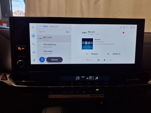 New 2026 Toyota Sienna XLE image 13