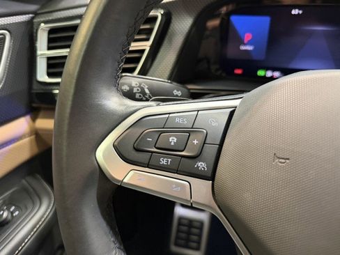 Used 2024 Volkswagen Atlas Cross Sport SEL R-Line image 21