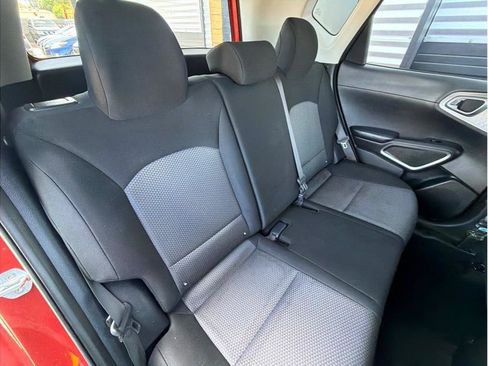Used 2020 Kia Soul LX FWD image 21