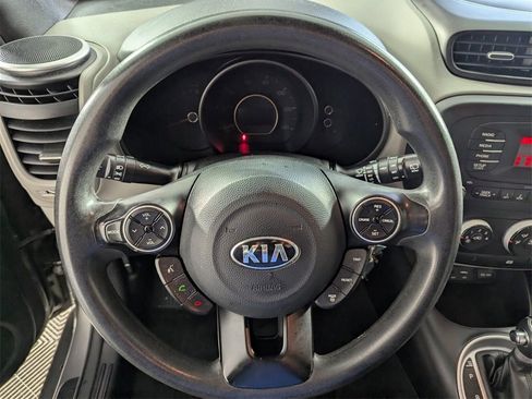 Used 2016 Kia Soul image 19