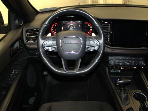 Used 2025 Dodge Durango GT image 13