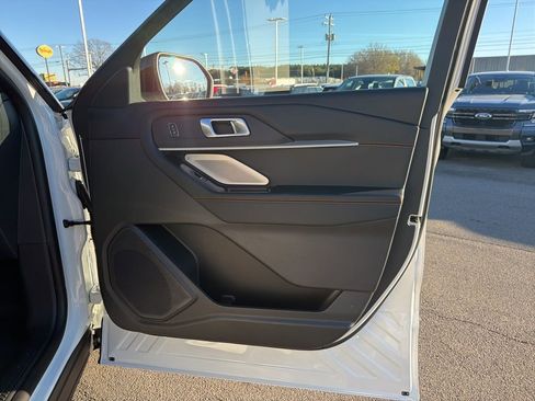 New 2026 Ford Explorer Tremor w/ Tremor Ultimate Package image 24