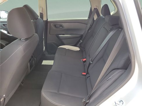 Used 2024 Nissan Rogue S AWD/4WD image 13