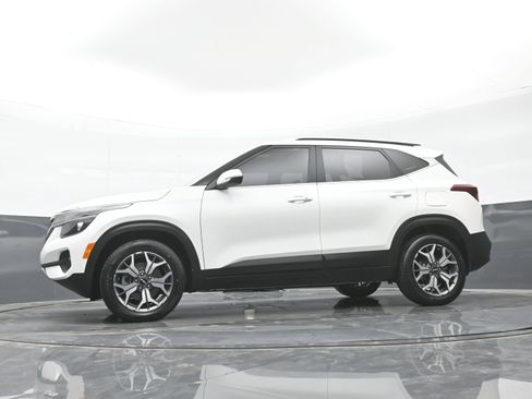 Used 2022 Kia Seltos EX AWD/4WD image 45
