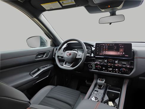 New 2026 Nissan Pathfinder Rock Creek AWD/4WD image 13