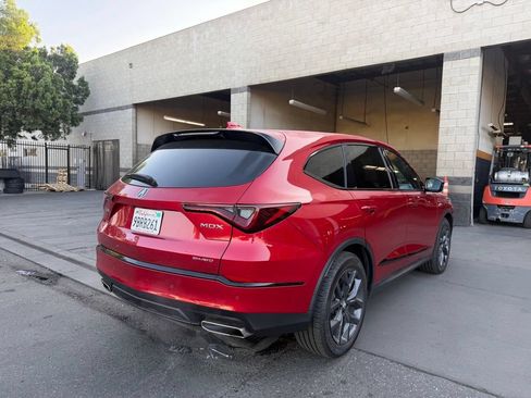 Used 2022 Acura MDX A-Spec AWD/4WD image 3