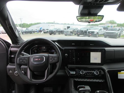 New 2026 GMC Sierra 1500 AT4X AWD/4WD image 17