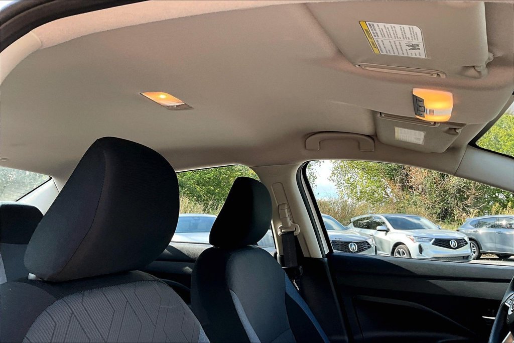 Used 2025 Nissan Versa SV w/ Trunk Package FWD image 21