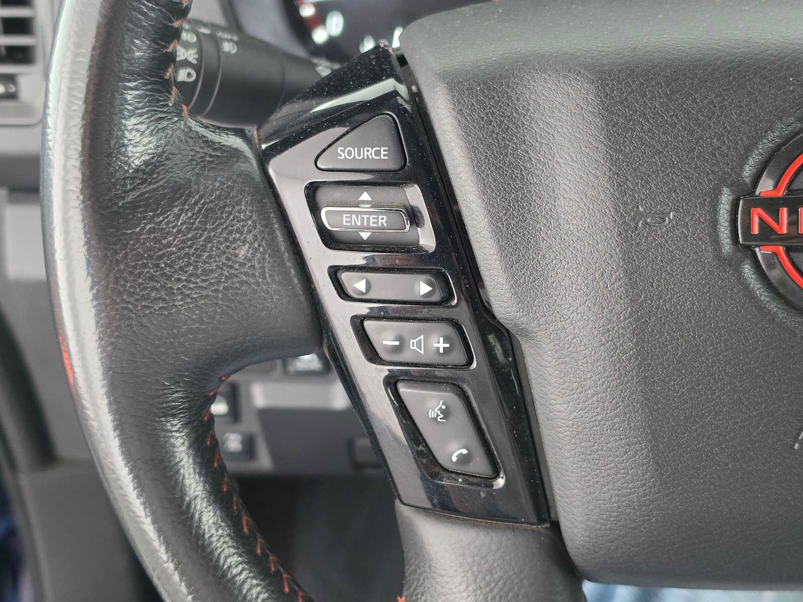 Used 2023 Nissan Frontier PRO-4X w/ Pro-4X Premium Package AWD/4WD image 31