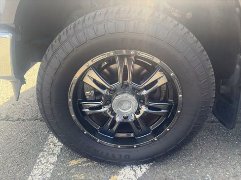 Used 2009 Ford F350 4x4 SuperCab Super Duty image 2