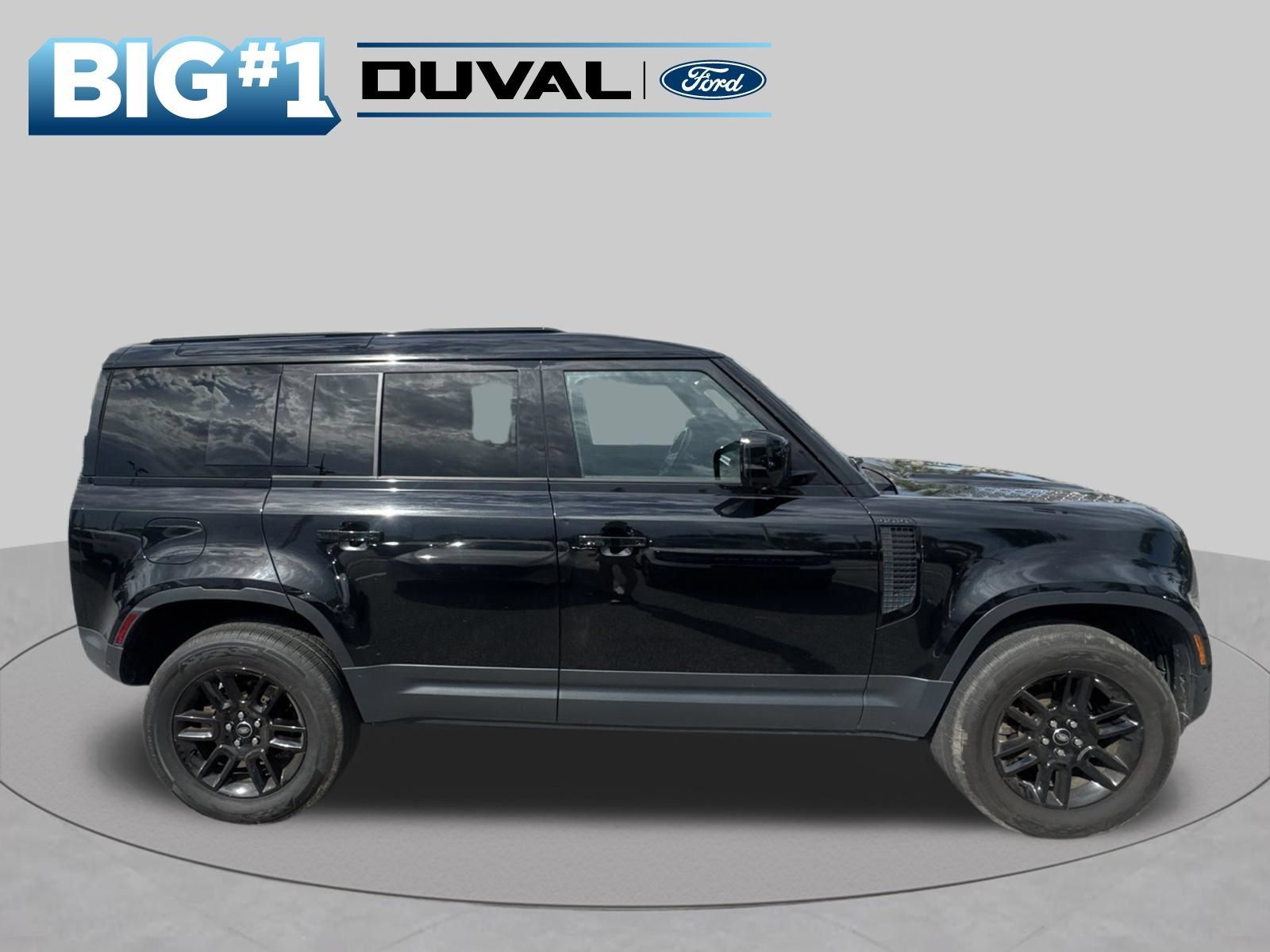 Used 2025 Land Rover Defender 110 S AWD/4WD image 2