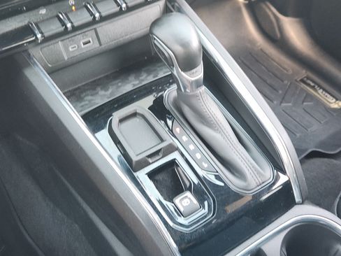 Used 2024 GMC Canyon Elevation RWD image 20