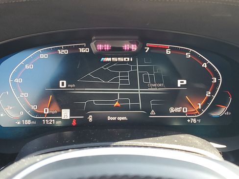 Used 2023 BMW M550i xDrive image 28