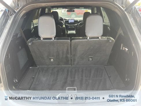 Used 2020 Ford Explorer Limited image 21