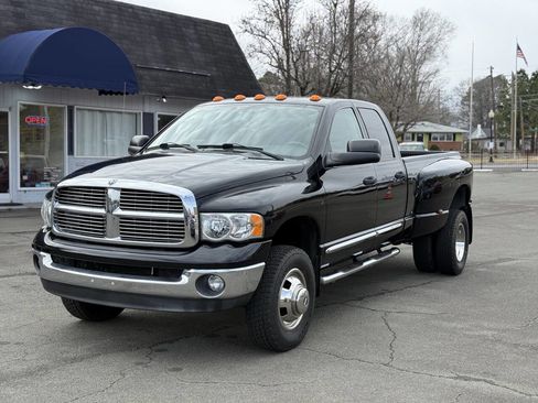 Used 2005 Dodge Ram 3500 Truck SLT image 4