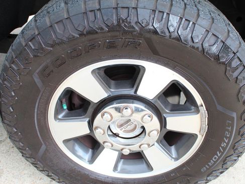 Used 2015 Ford F350 Lariat w/ Lariat Interior Package AWD/4WD image 33
