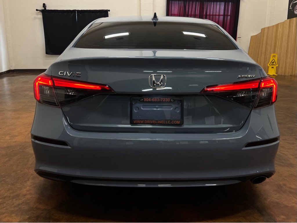 Used 2023 Honda Civic Sport image 8