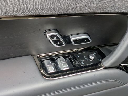 Certified 2024 Land Rover Range Rover Sport SE image 13