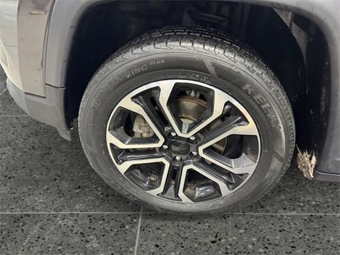 Used 2022 Jeep Compass Limited image 24