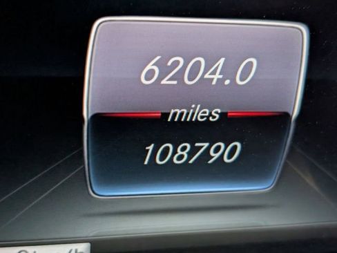 Used 2018 Mercedes-Benz E 300 image 19