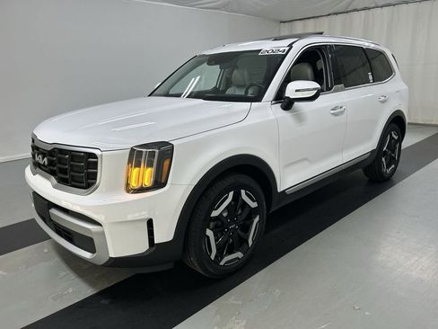 Used 2024 Kia Telluride S w/ S Sunroof Package AWD/4WD image 5