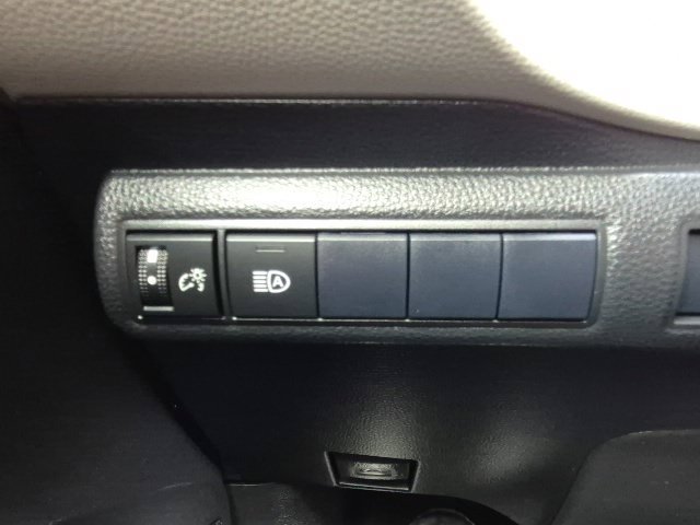 Used 2021 Toyota Corolla LE w/ Carpet Mat Package (TMS) FWD image 21