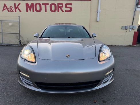 Used 2010 Porsche Panamera 4S image 2