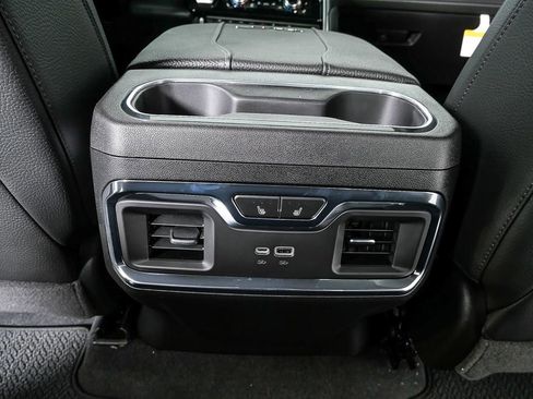 New 2026 GMC Sierra 2500 Denali w/ Denali Reserve Package image 19