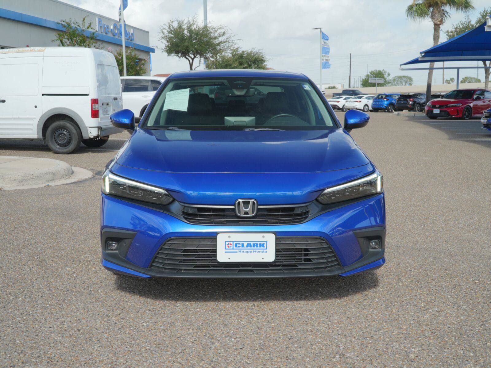 Used 2023 Honda Civic Touring image 2