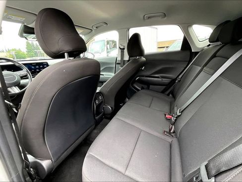 Certified 2024 Hyundai Kona SEL AWD/4WD image 16