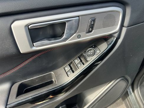 Used 2023 Ford Explorer ST-Line AWD/4WD image 19