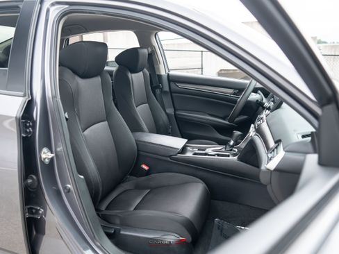 Used 2020 Honda Accord LX image 17
