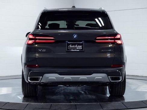 New 2026 BMW X5 xDrive50e image 10