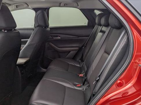 Used 2021 MAZDA CX-30 FWD 2.5 S w/ Premium Package image 17