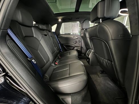 Used 2022 Porsche Macan S AWD/4WD image 20